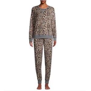 NWT EMERSON ROAD PJ Set Fuzzy‎ Luxe Leopard Print- Matching Top and Pants S